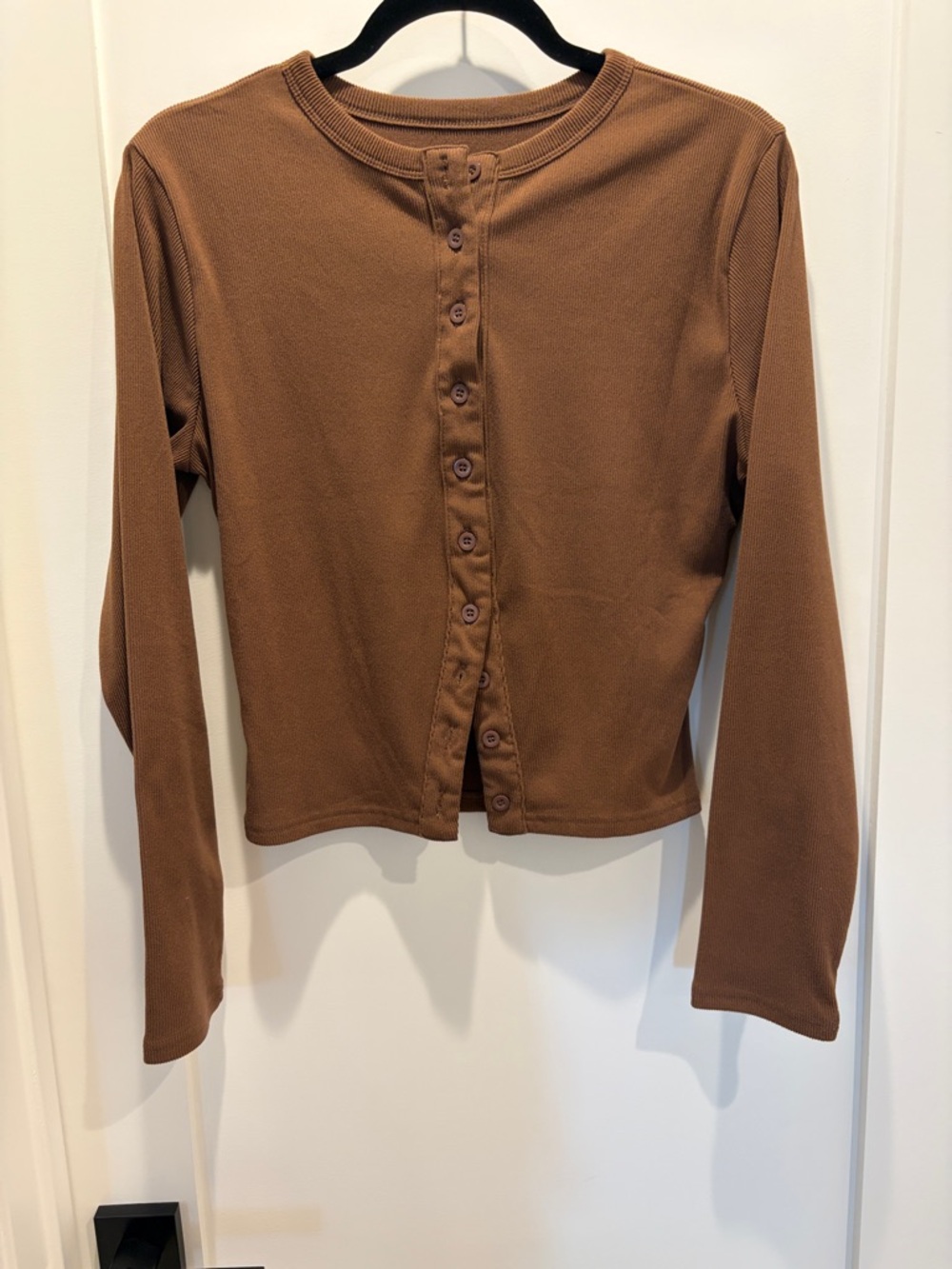 Women's Brown Button-Front Long Sleeve Ribbed Top